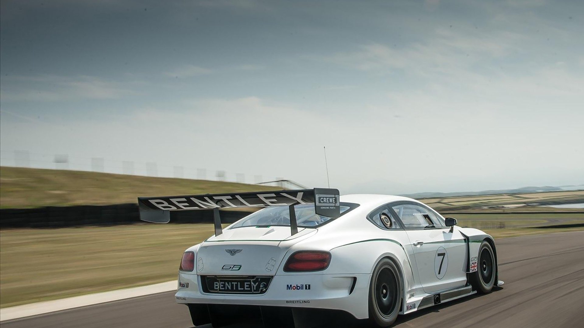 中国足球全产业链融合发展,迎来新机遇,中国足球产业白皮书